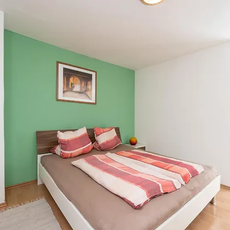 Special With Private Terrace, Cleaning Included Apartment Walchen